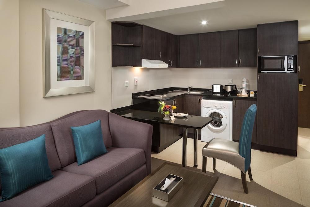 SAVOY CENTRAL HOTEL APARTMENTS photo 2