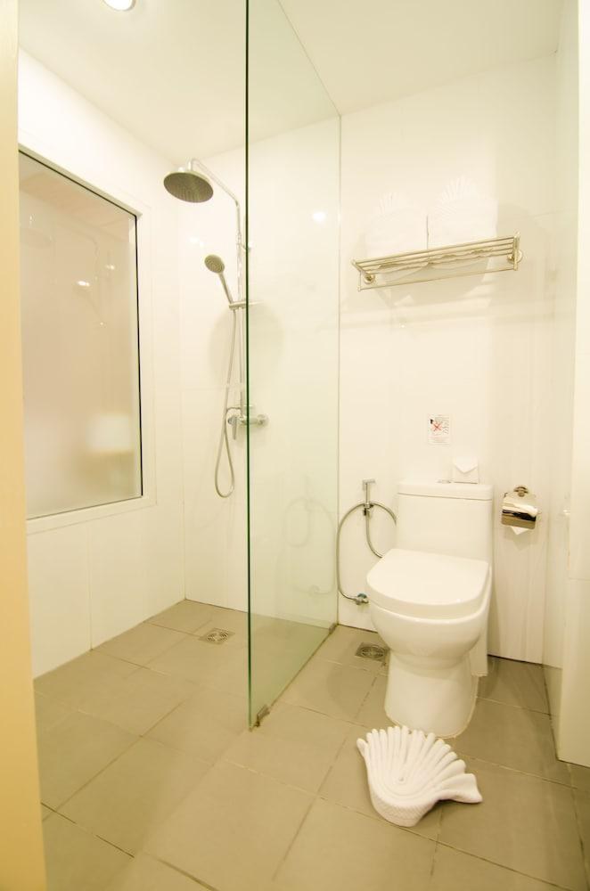 MIRAGE EXPRESS PATONG photo 4