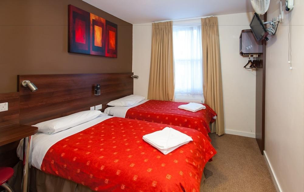 Marble Arch Inn photo 3