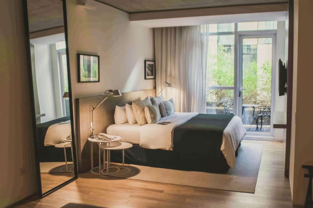ANSELMO BUENOS AIRES CURIO COLLECTION BY HILTON photo 3