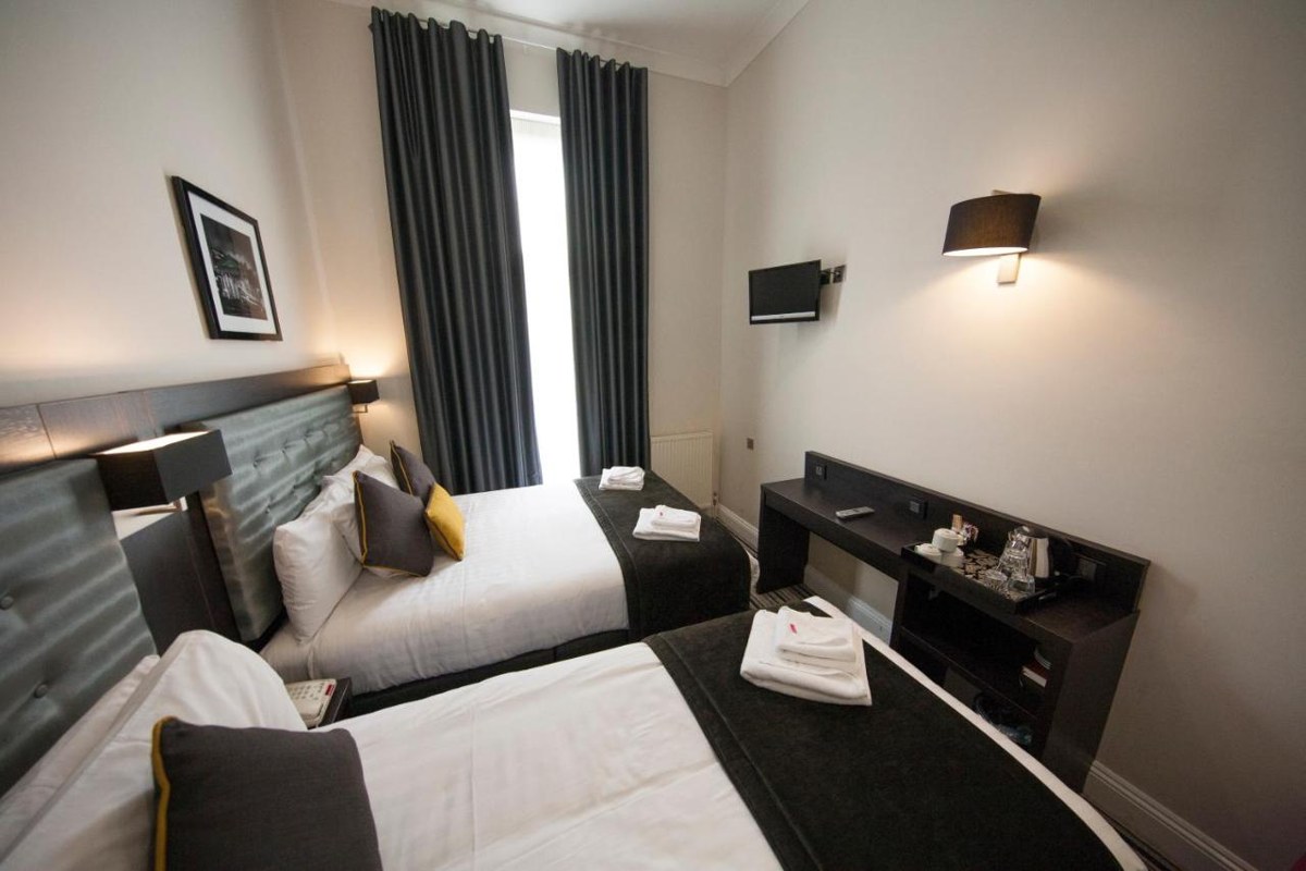 ST GEORGE'S INN HOTEL photo 4