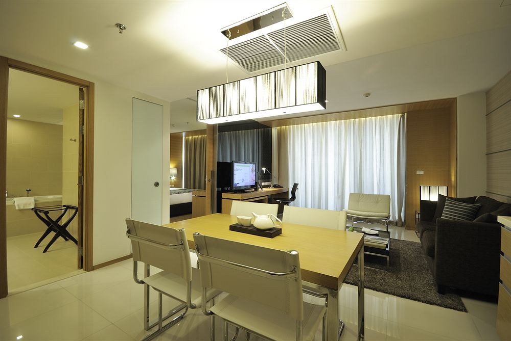 JC KEVIN SATHORN BANGKOK photo 4