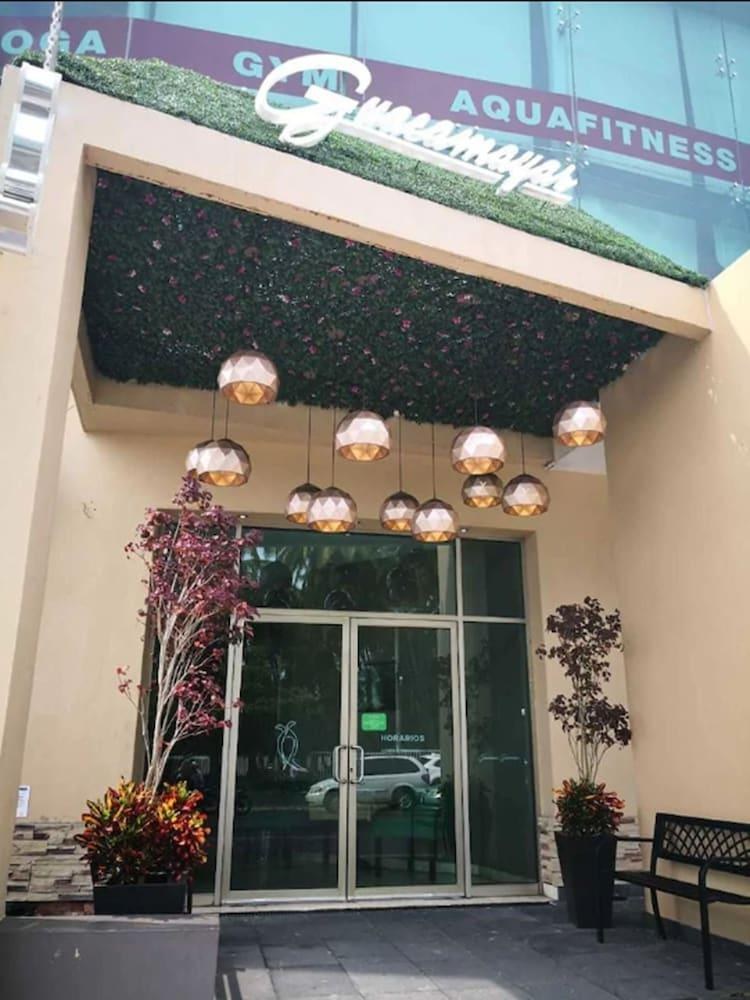 Hotel Maria Isabel photo 2