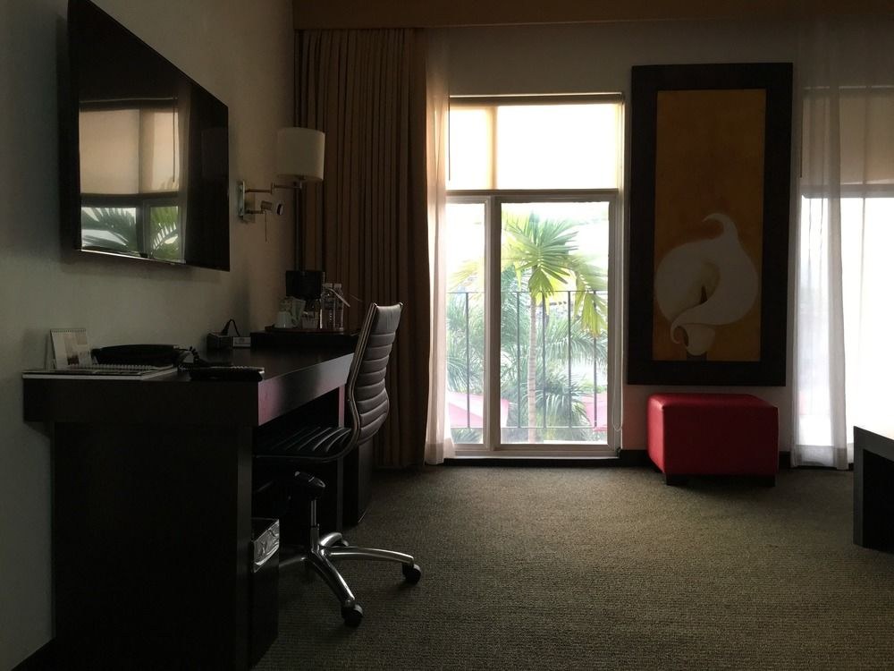S Hotel Kingston photo 1