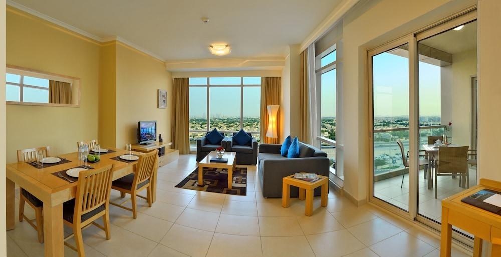 OAKS LIWA HEIGHTS HOTEL APARTMENT photo 4