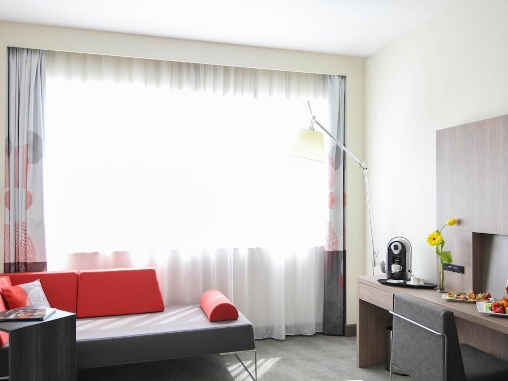NOVOTEL WORLD TRADE CENTRE DUBAI photo 3
