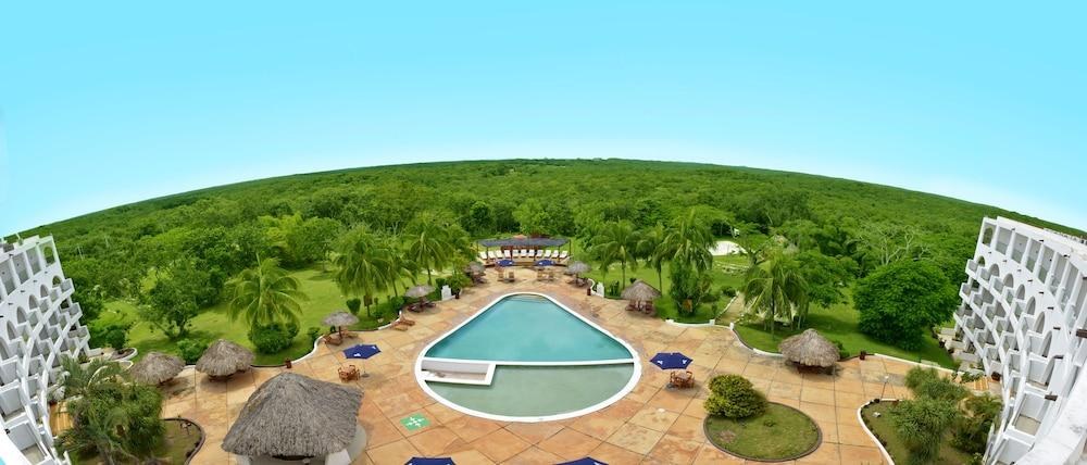 Uxmal Resort Maya photo 2