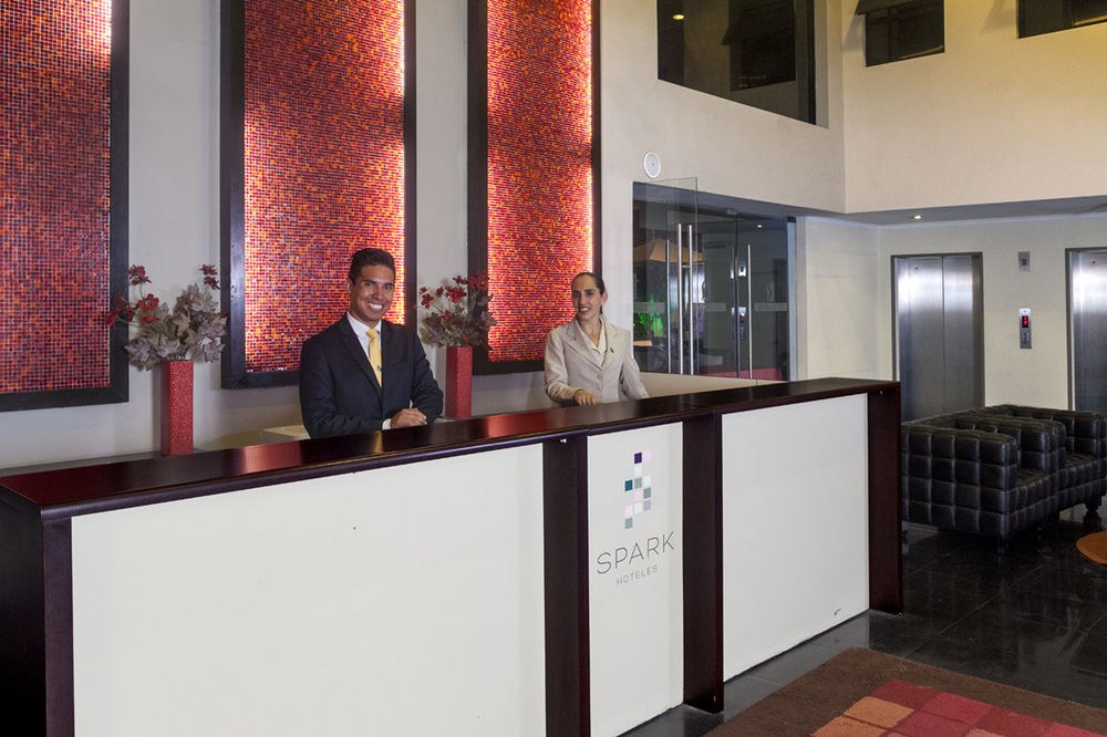 SPARK SUITES IQUIQUE