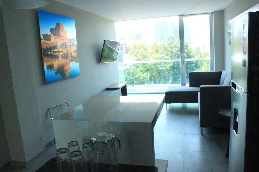 JTowers photo 2
