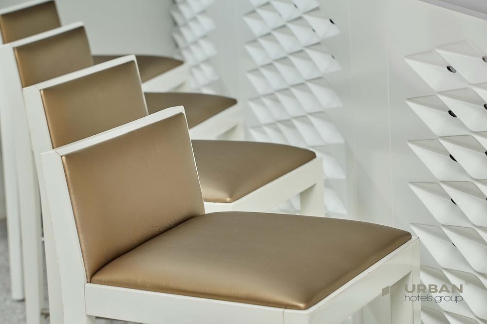 Urban Hotel Amadeos photo 2