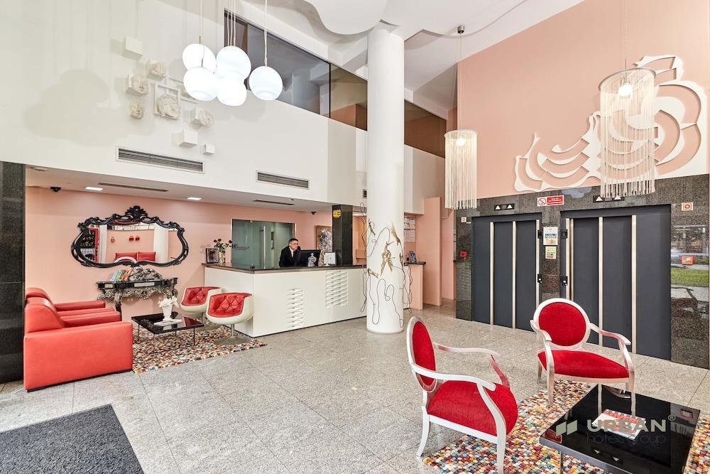 Urban Hotel Amadeos photo 4