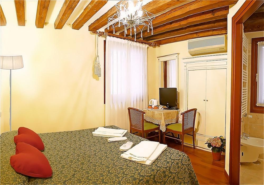 SAN LUCA photo 2