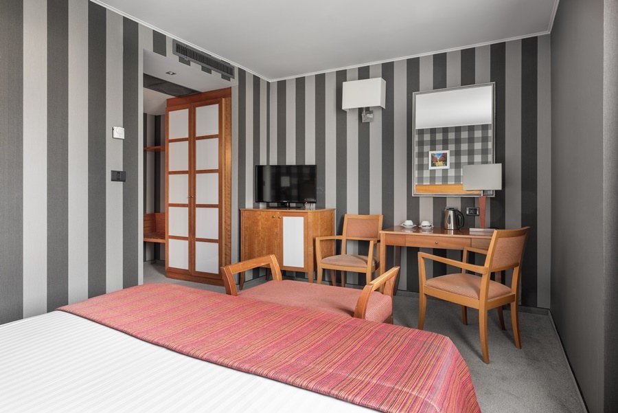 EUROSTARS SOFIA CITY photo 2