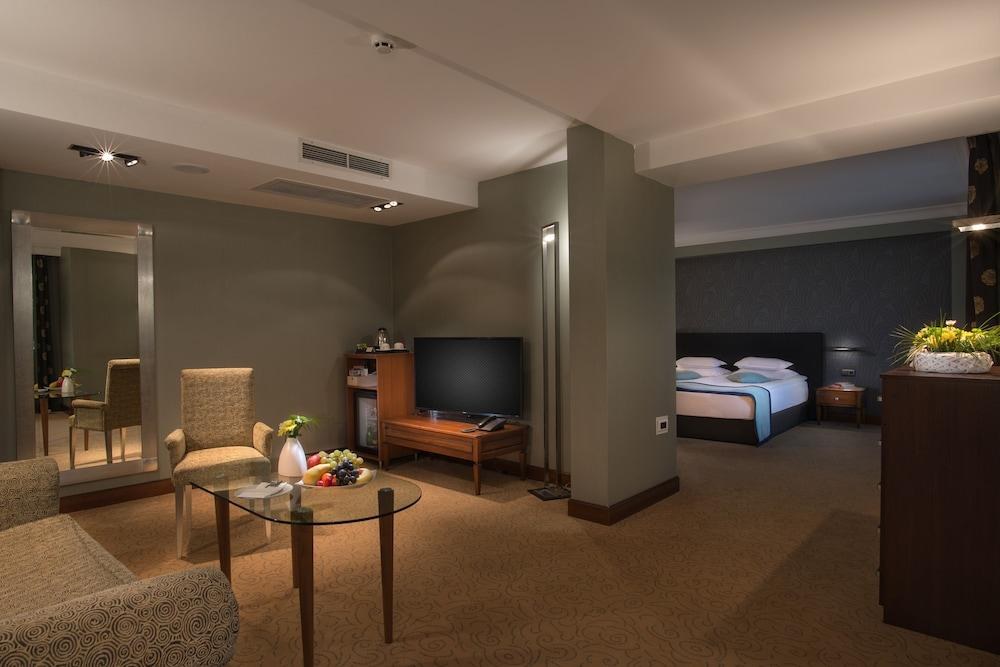 Rosslyn Thracia Hotel Sofia photo 2