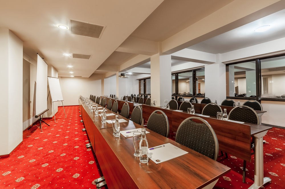 BEST WESTERN PLUS EXPOCENTER HOTEL photo 1
