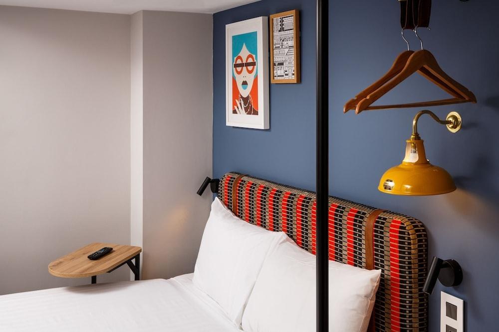 Ibis Styles London Gloucester Road photo 3