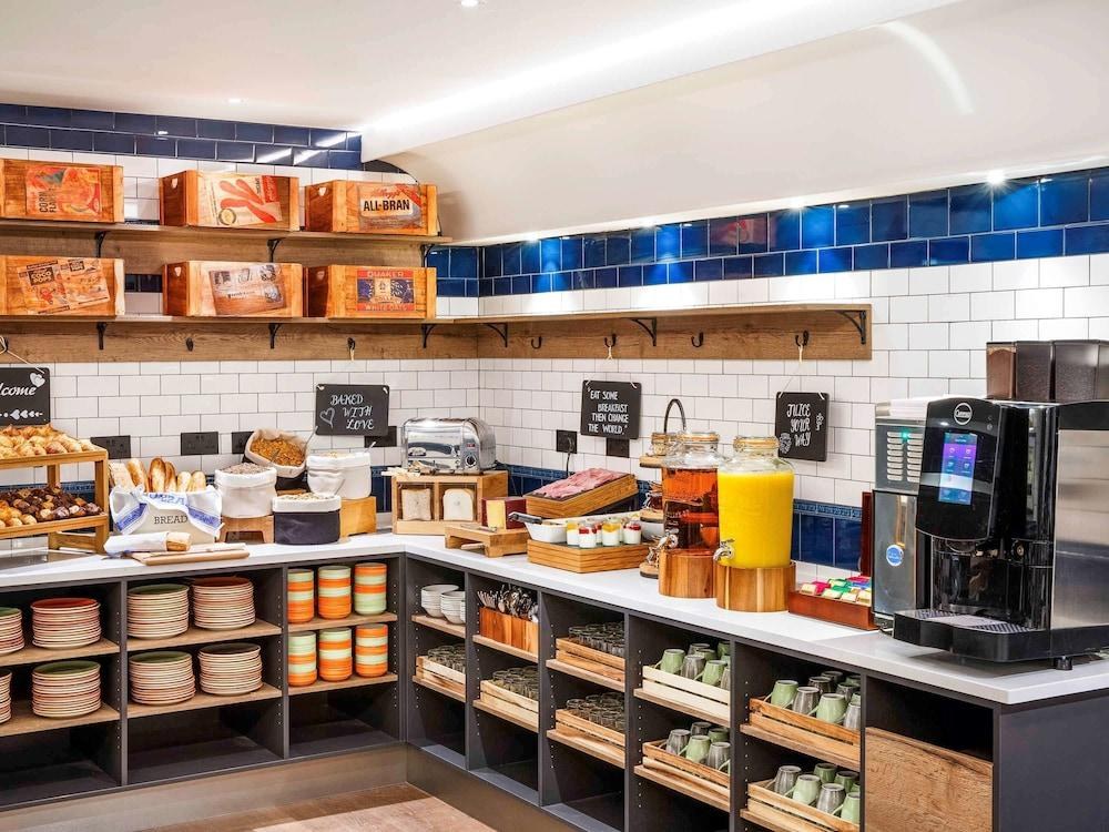 Ibis Styles London Gloucester Road photo 4