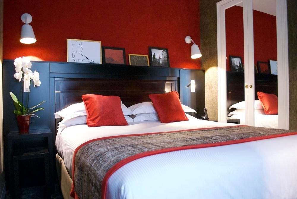 BEST WESTERN PLUS HOTEL DE NEUVILLE ARC DE TRIOMPHE photo 1