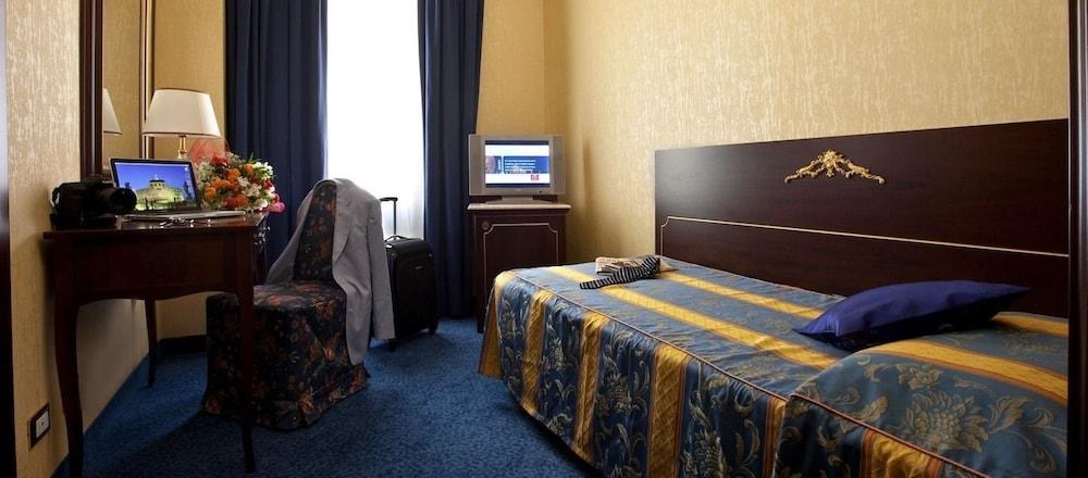 BEST WESTERN HOTEL MONDIAL photo 2
