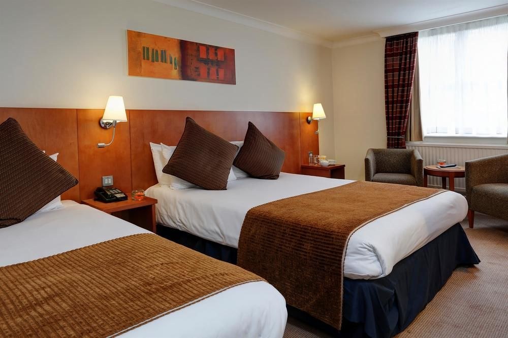Best Western Plus Moat House Reading photo 1