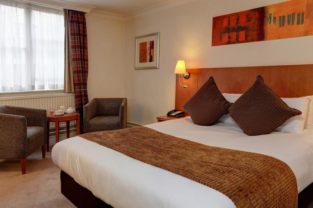 Best Western Plus Moat House Reading photo 2