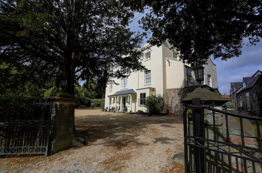 Best Western Henbury Lodge Hotel photo 2