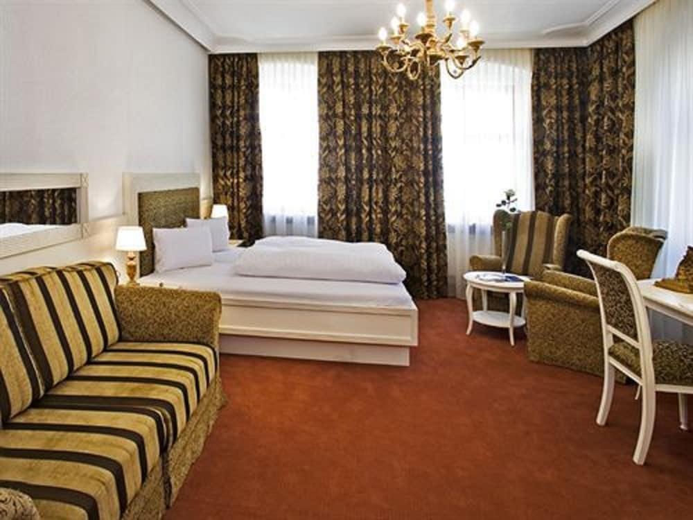Hotel Goldener Adler, BW Signature Collection photo 4