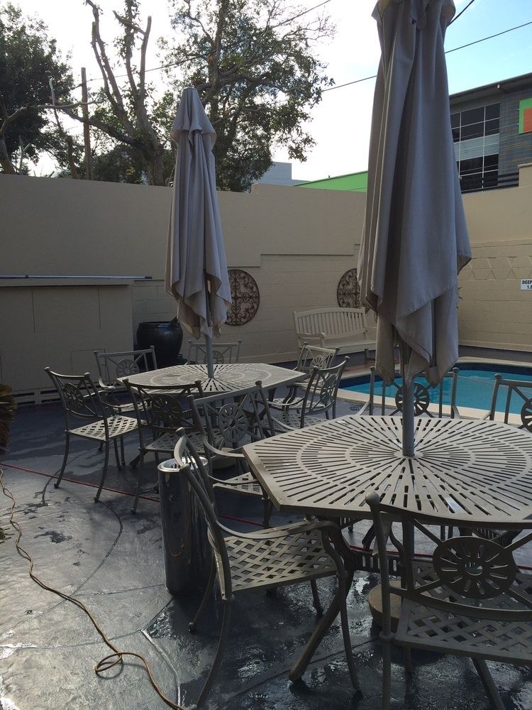 Twin Towers Inn photo 4