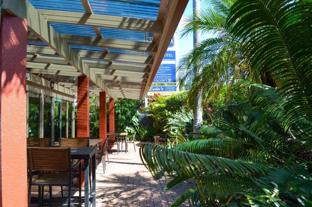 Best Western Zebra Motel photo 1