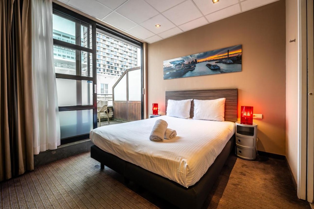 DOCKLANDS ANTWERP HOTEL photo 1