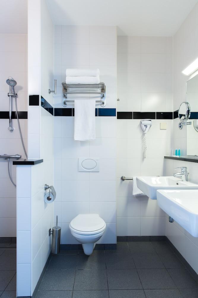 Best Western Plus Amsterdam Airport Hotel photo 3