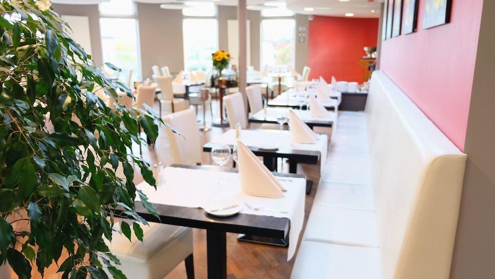 Ibis Styles Charleroi Airport Aero 44 photo 2