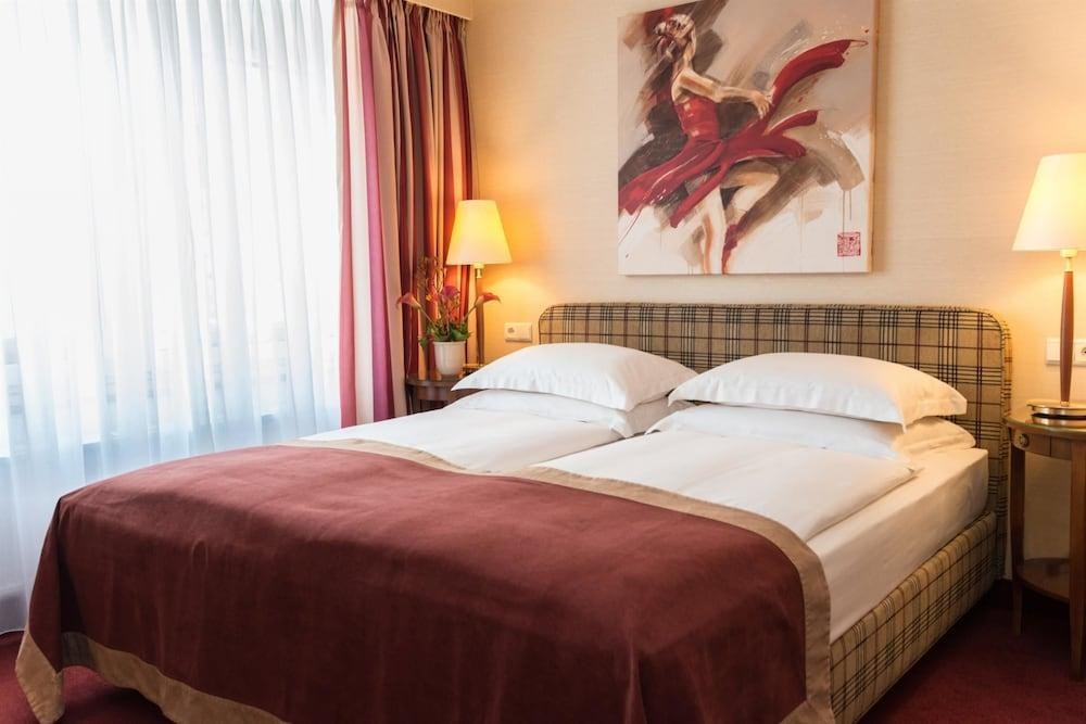 Best Western Plus Hotel St. Raphael photo 3