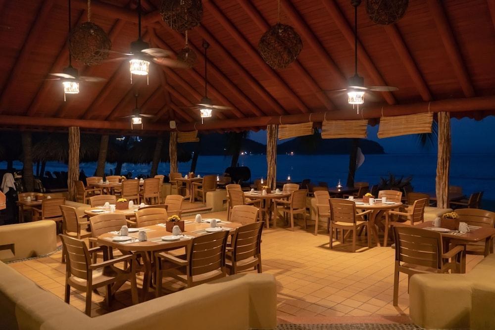 Villa Mexicana photo 2