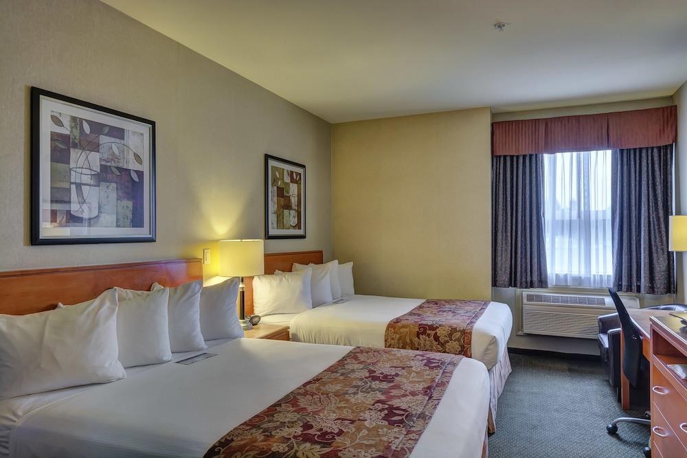 Best Western Peace Arch Inn photo 3