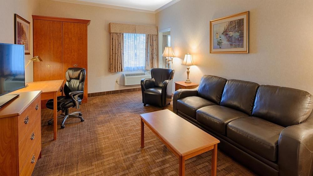Best Western Thunder Bay Crossroads photo 2