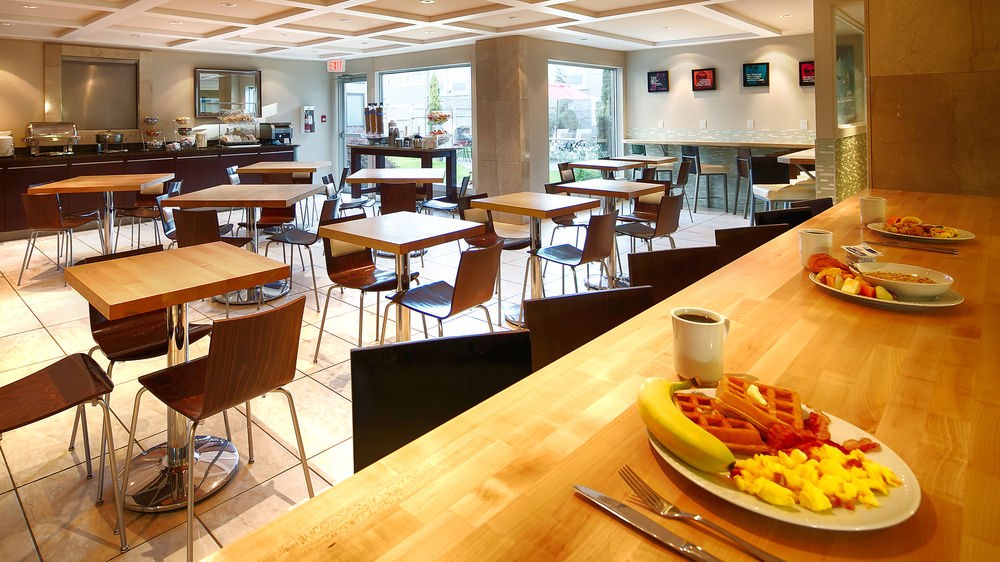 Best Western Plus Regency Inn & Conference Centre