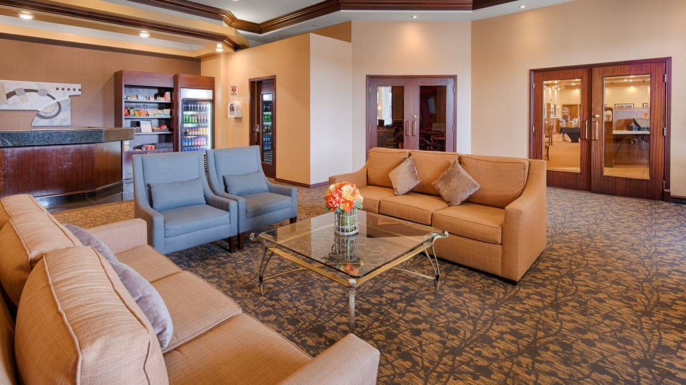 Best Western Plus Winnipeg Airport Hotel photo 1