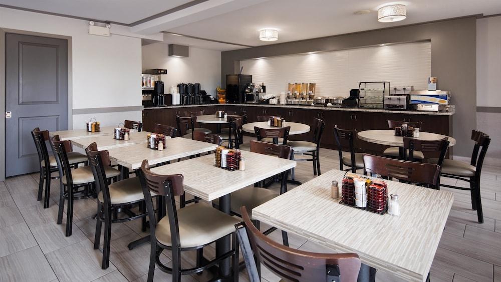 Best Western Plus Moncton photo 4