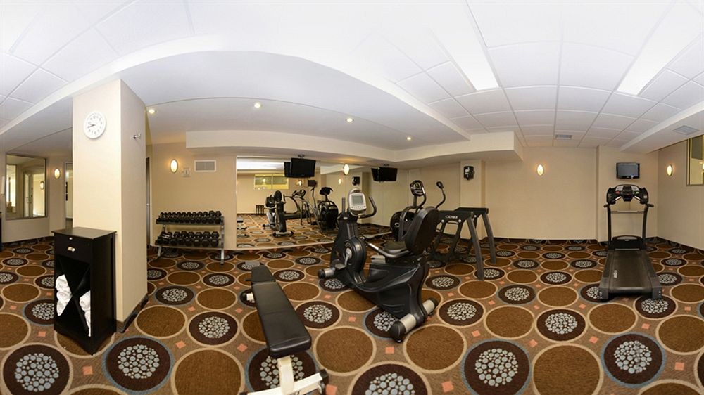 Best Western Plus Chocolate Lake Hotel