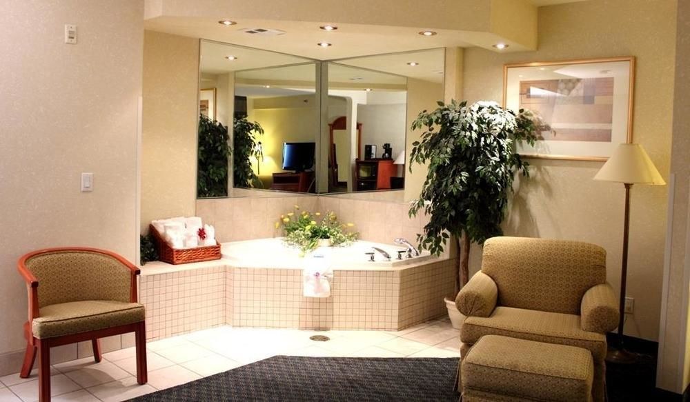 Best Western Plus Executive Inn