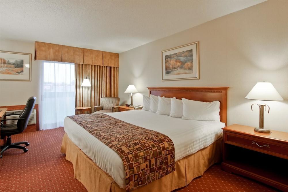 Best Western St Catharines Hotel & Conference Centre photo 3