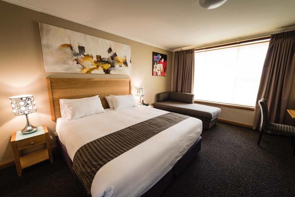 BEST WESTERN SOUTHGATE MOTEL photo 2