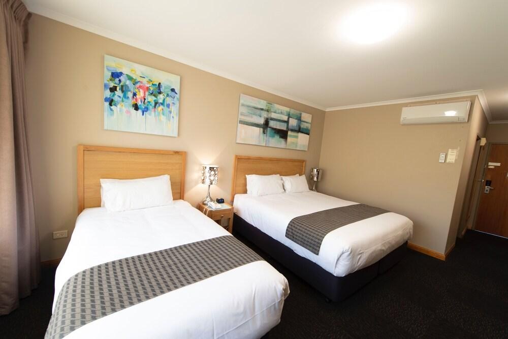 BEST WESTERN SOUTHGATE MOTEL photo 3