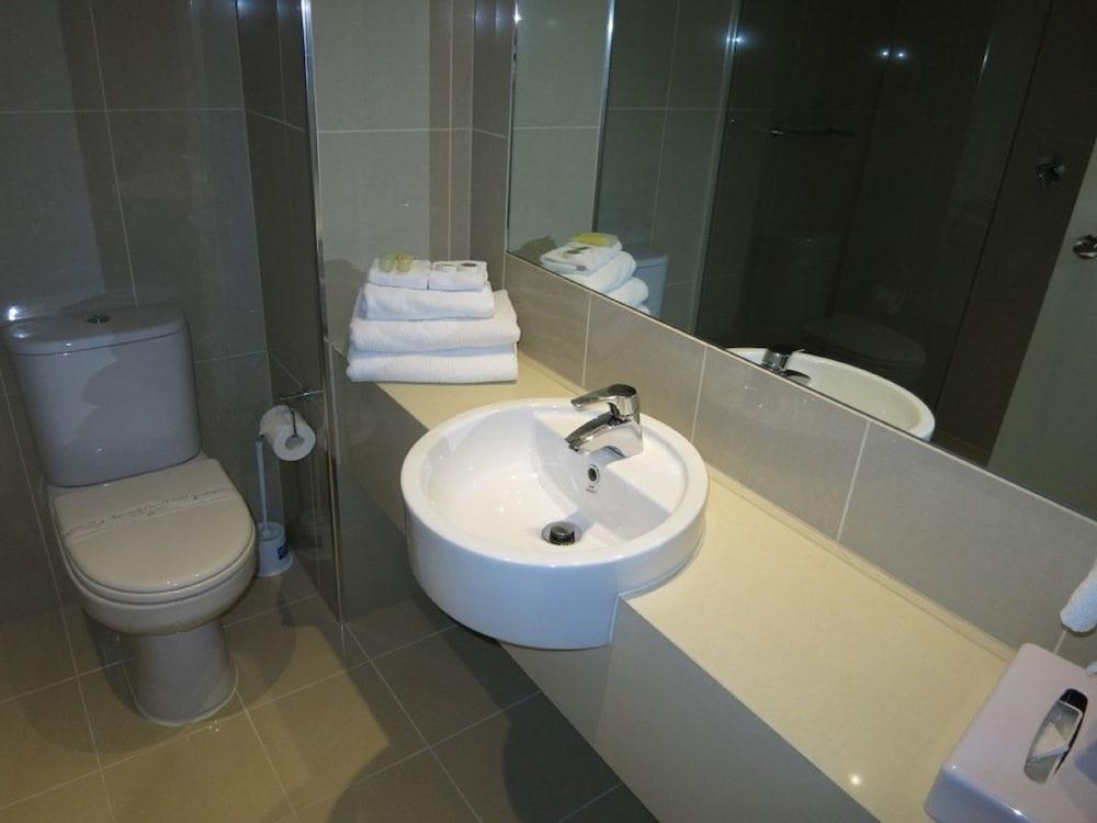 BEST WESTERN ATLANTIS HOTEL photo 2