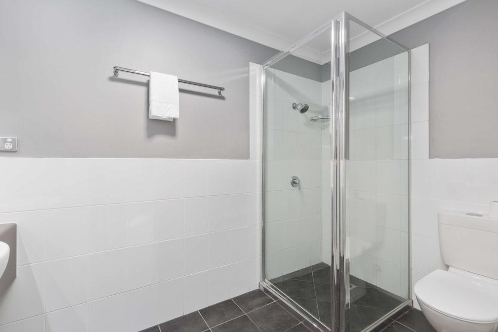 BEST WESTERN PLUS THE STIRLING ROCKHAMPTON photo 3