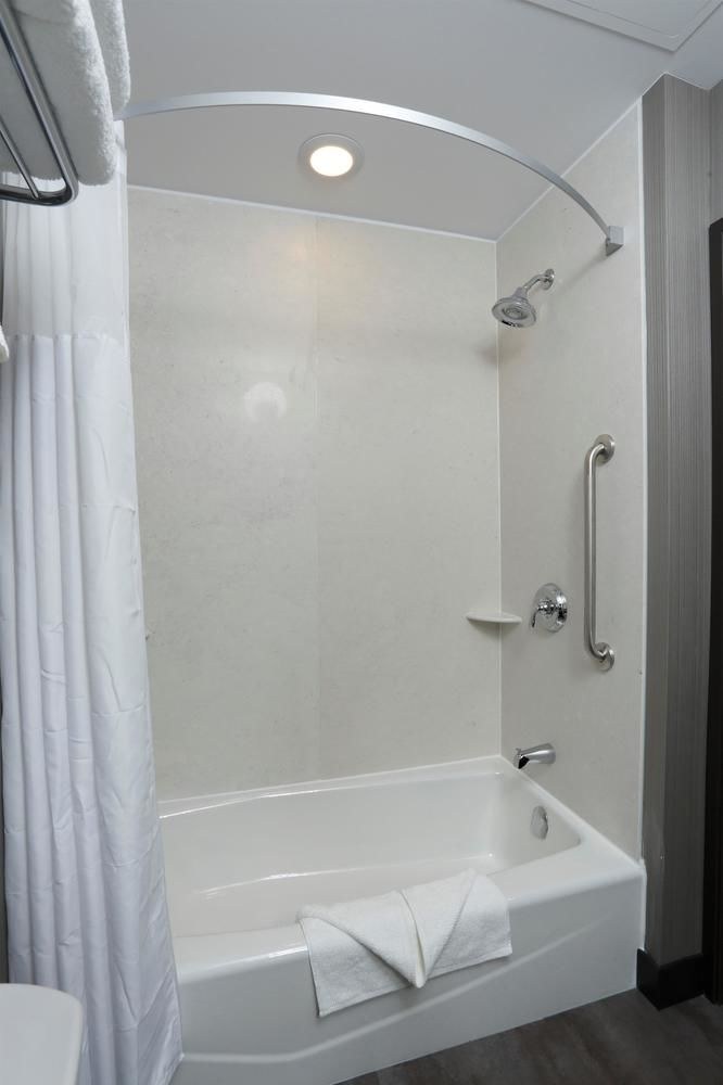 Best Western Plus East Side photo 1