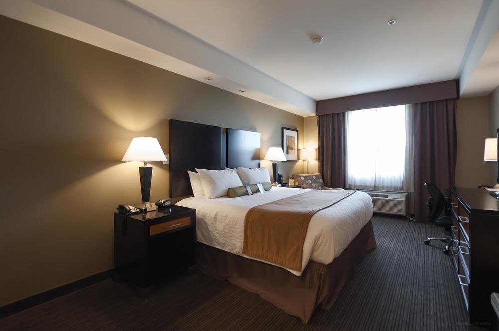 Best Western Plus Moose Jaw photo 1