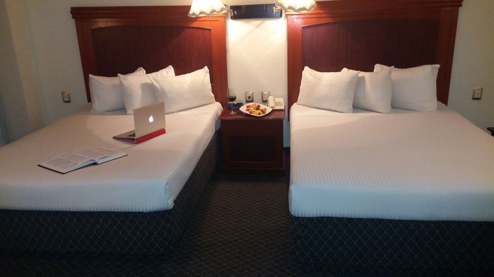 Best Western Toluca photo 1