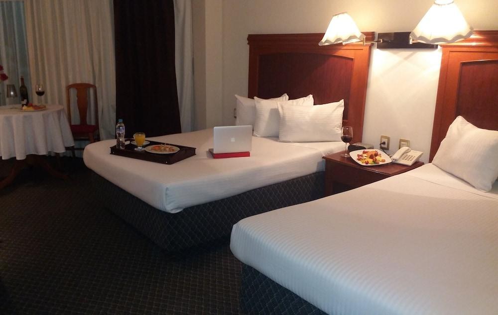 Best Western Toluca photo 2